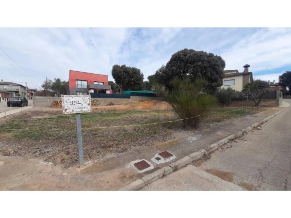 Terreno en calle dels Rosers
