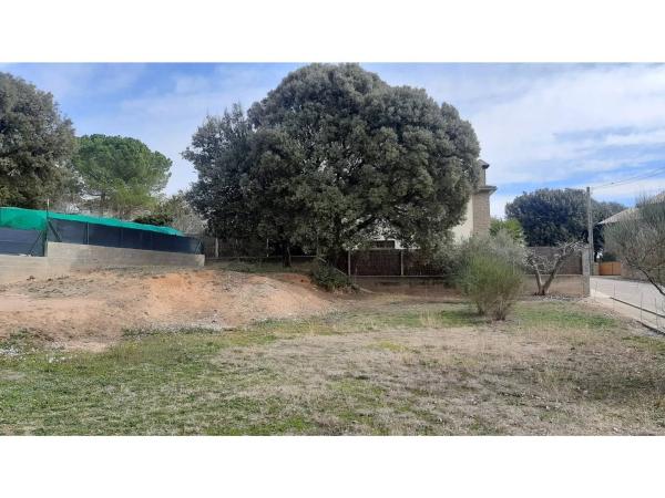 Terreno en calle dels Rosers