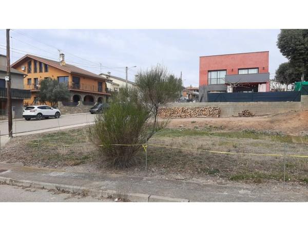 Terreno en calle dels Rosers