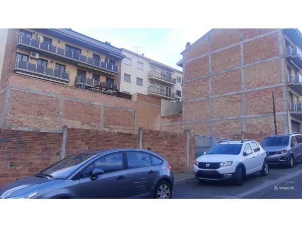 Terreno en calle d'Anselm Clavé