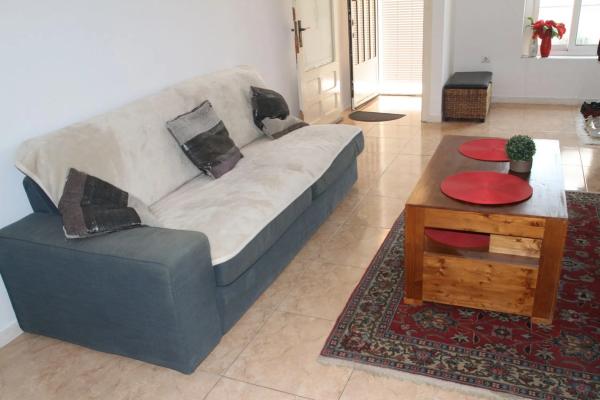 Chalet adosado en calle Montepío, 9