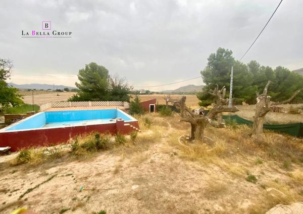 Casa independiente en Partida Canal de Confite