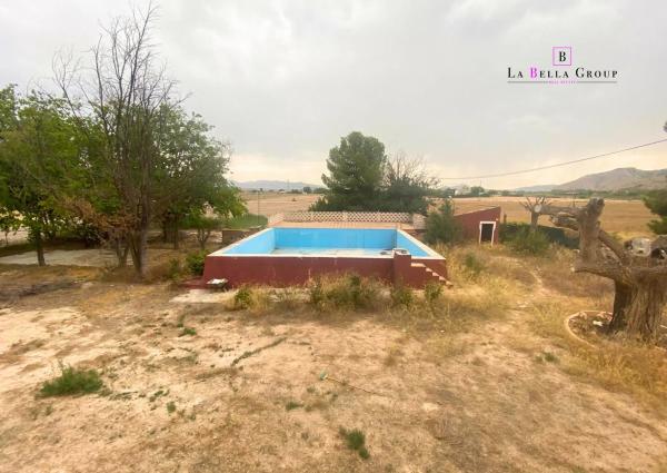 Casa independiente en Partida Canal de Confite