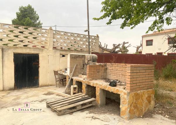 Casa independiente en Partida Canal de Confite