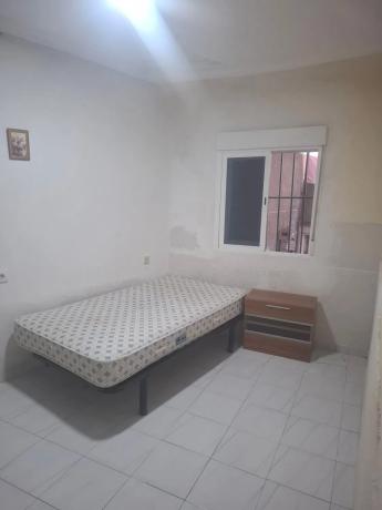 Casa independiente en calle San Juan Bautista, 21