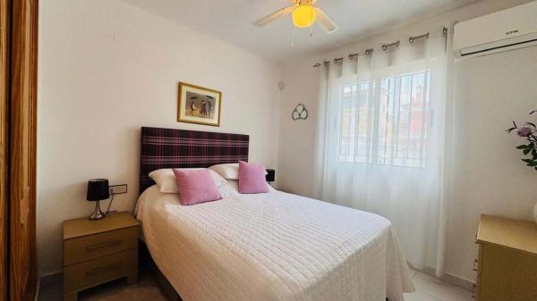 Chalet en Los Montesinos