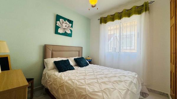 Chalet en Los Montesinos