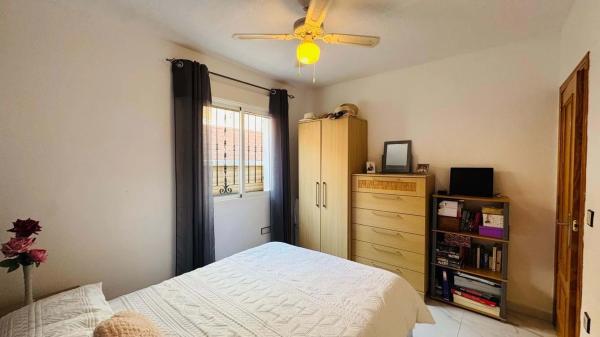 Chalet en Los Montesinos