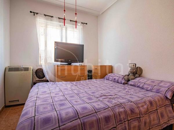 Chalet adosado en calle Algarrobo, 45 -39