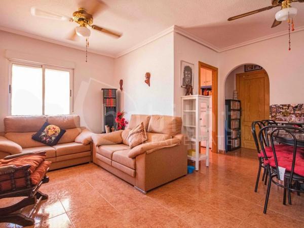 Chalet adosado en calle Algarrobo, 45 -39