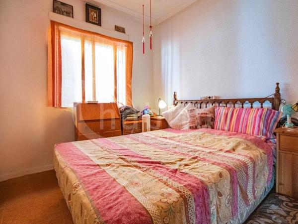 Chalet adosado en calle Algarrobo, 45 -39