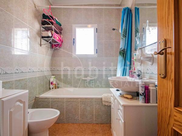 Chalet adosado en calle Algarrobo, 45 -39