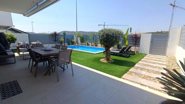 Chalet en Desamparados-Hurchillo-Torremendo