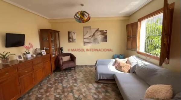 Casa independiente en calle de la Carretera