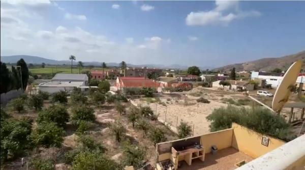 Casa independiente en calle de la Carretera