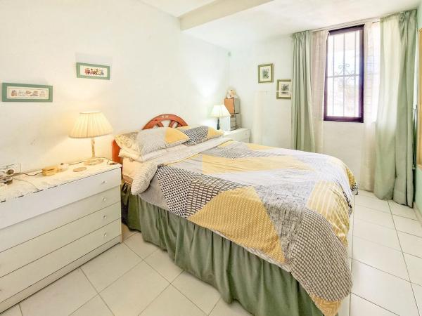 Chalet adosado en calle Joaquin Turina