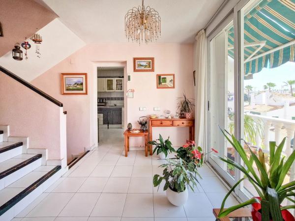 Chalet adosado en calle Joaquin Turina