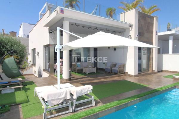 Casa independiente en calle Guadalquivir