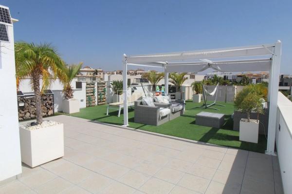 Casa independiente en calle Guadalquivir