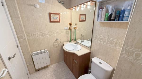 Chalet adosado en calle Pino Piñonero