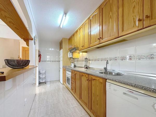 Chalet adosado en calle Pino Piñonero, 57