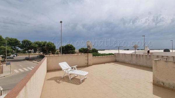 Chalet adosado en Cl Semilleros