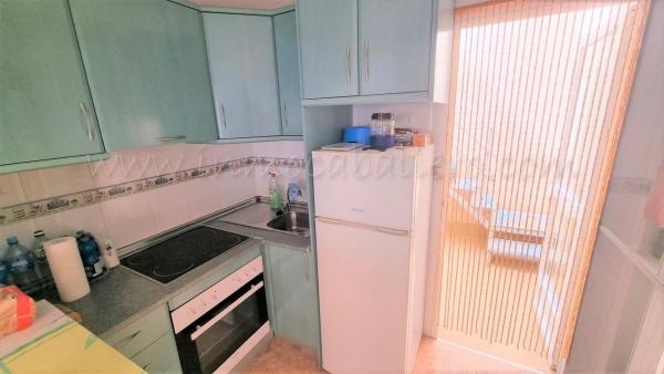 Chalet adosado en Cl Semilleros