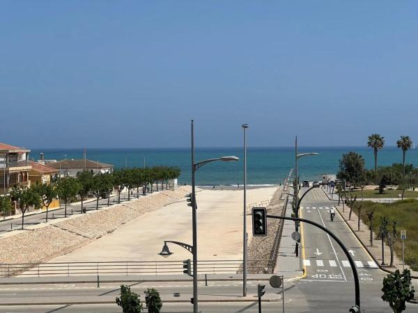 Chalet adosado en avenida de Europa