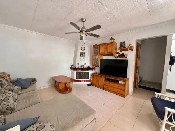 Chalet adosado en Urbanización Mil p Bavarias