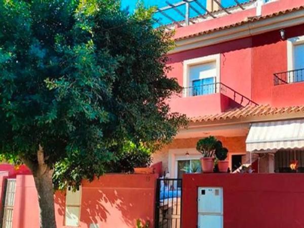 Chalet en calle la Paz, 80