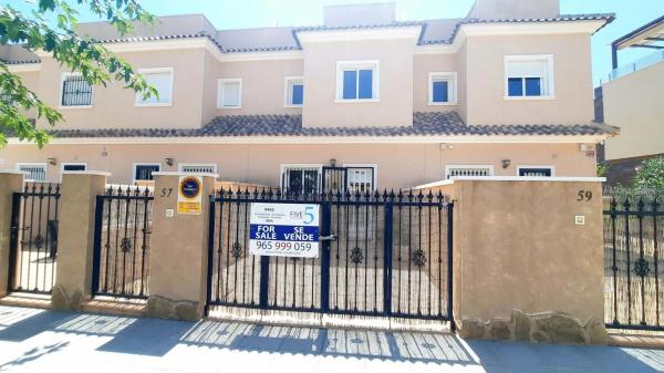 Chalet en Torre de la Horadada