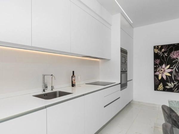 Casa independiente en avenida de la Libertad