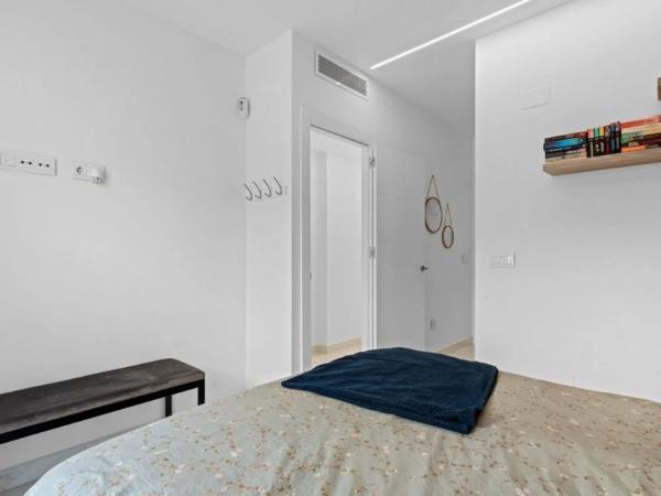 Casa independiente en avenida de la Libertad