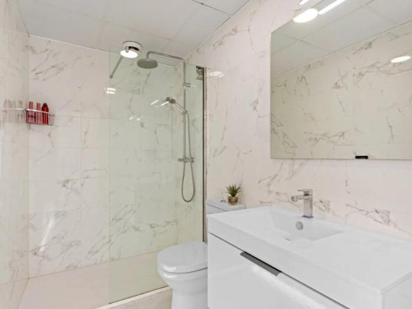 Casa independiente en avenida de la Libertad