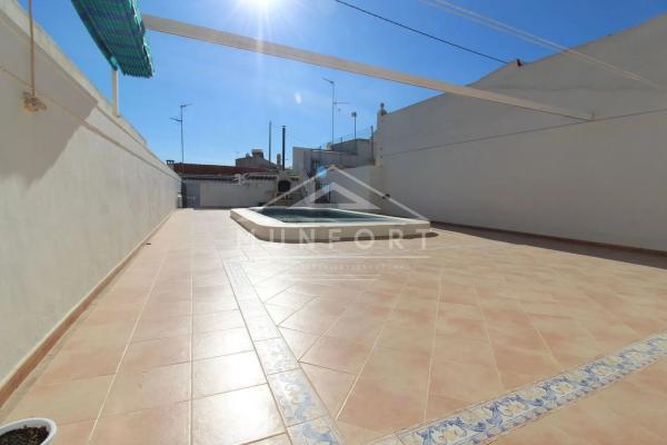 Chalet en Zona Pueblo