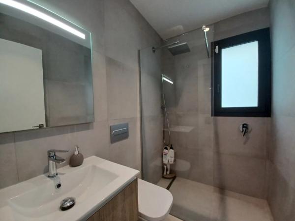 Casa independiente en calle Calderón de la Barca