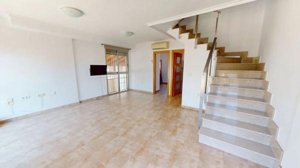 Chalet pareado en calle Galua, 16