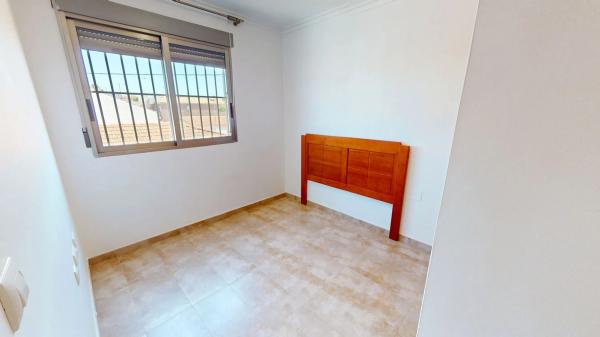 Chalet pareado en calle Galua, 16