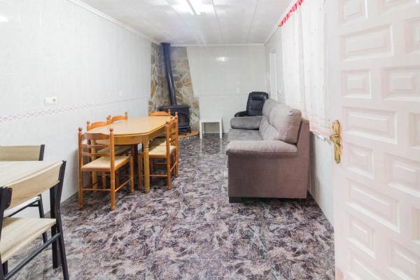 Casa independiente en calle María Ros Ibáñez