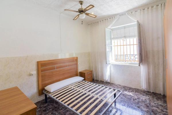 Casa independiente en calle María Ros Ibáñez