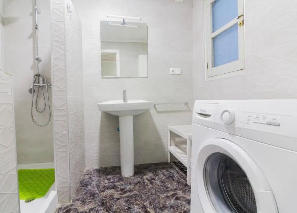 Casa independiente en calle María Ros Ibáñez