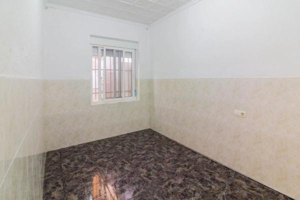 Casa independiente en calle María Ros Ibáñez