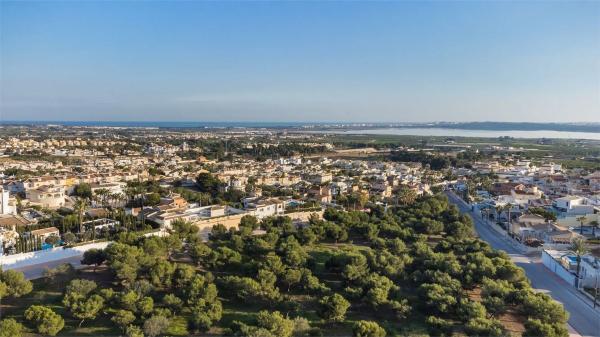 Casa independiente en calle Nuestra Señora del Rosario
