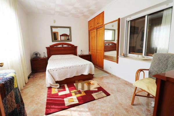 Casa independiente en avenida Juan Carlos i