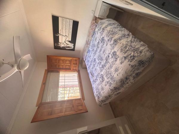 Chalet pareado en calle Parque del Manzanares, 106