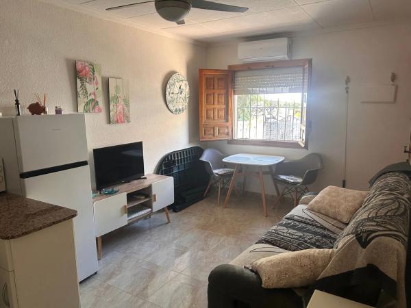 Chalet pareado en calle Parque del Manzanares, 106