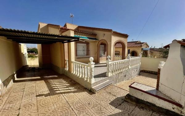 Chalet en calle del Parque Miño