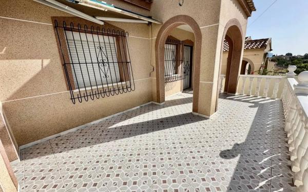 Chalet en calle del Parque Miño