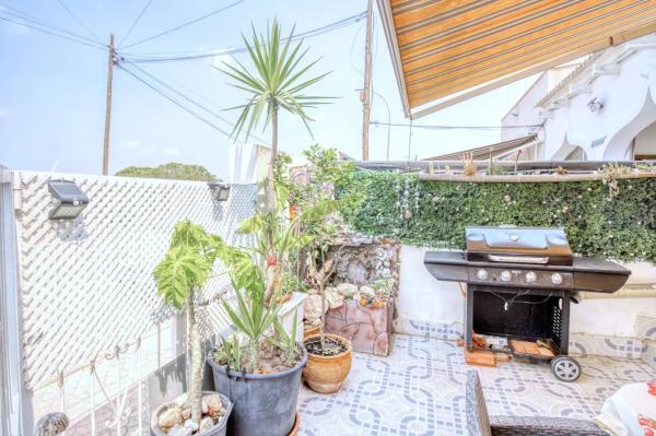 Chalet adosado en avenida Poniente Balcón Costa