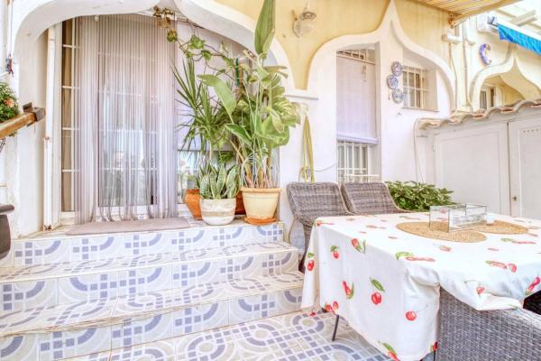 Chalet adosado en avenida Poniente Balcón Costa